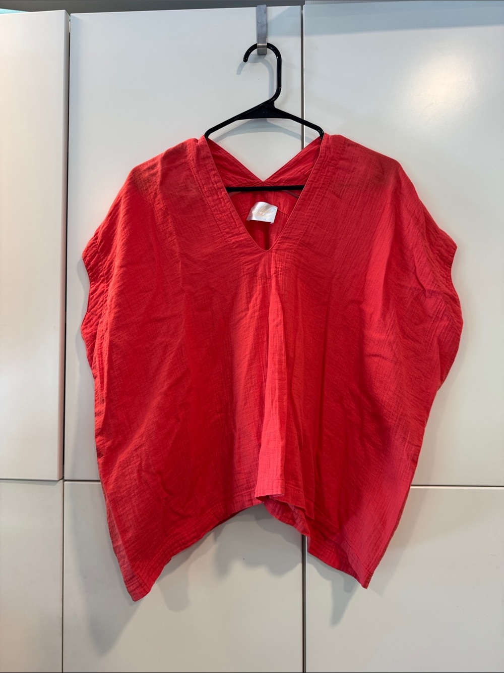 Atelier Delphine Neon Red V-Neck Celeste Top szS